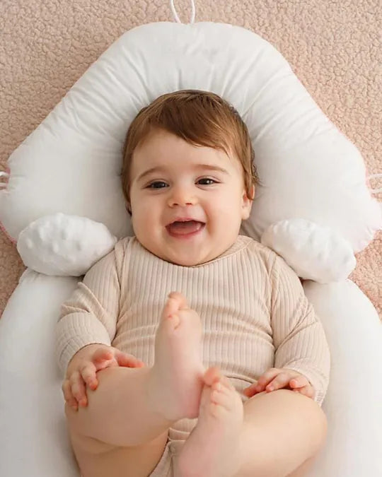 Traumnest Criativae - Ergonomisches Babykissen für ruhige Nächte