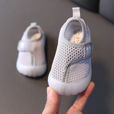 AirSteps Criativae - Atmungsaktive Babyschuhe für die ersten Schritte